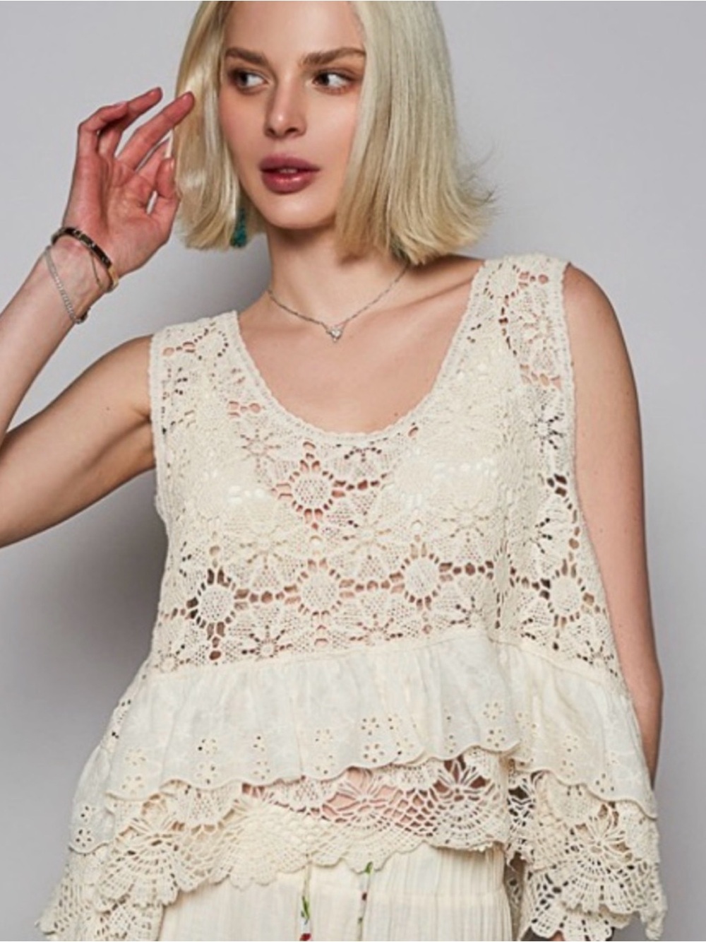 POL Crochet Super CUTE Lace Tiered Tank Top - Cream